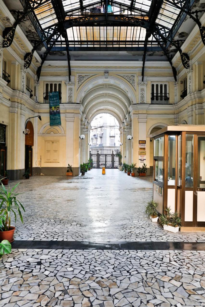 Residenza Napoli Centrale Εξωτερικό φωτογραφία