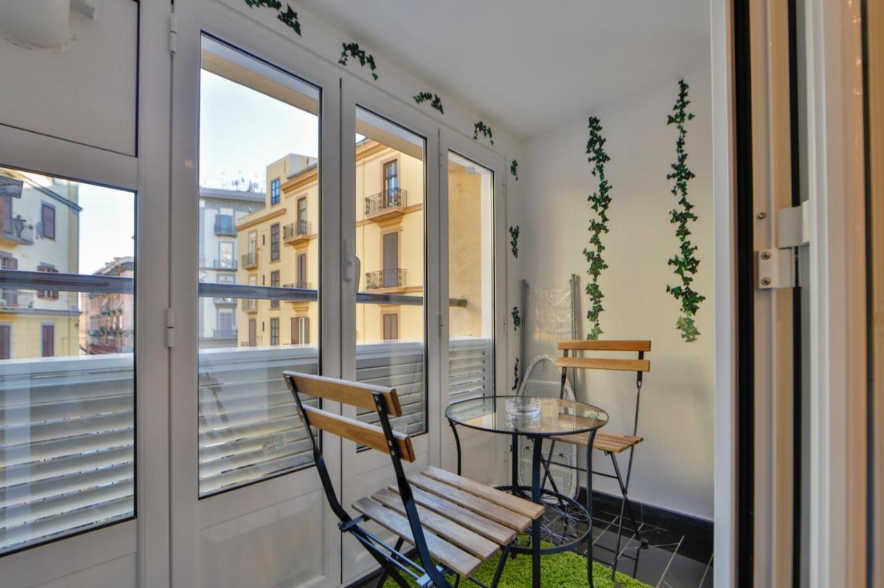 Residenza Napoli Centrale Εξωτερικό φωτογραφία